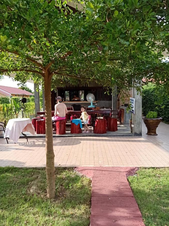 Relax Garden House 호텔 치앙마이 외부 사진